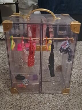 Rainbow High Doll Fashion Closet